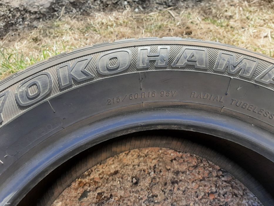 Продам летнюю резину Якохама