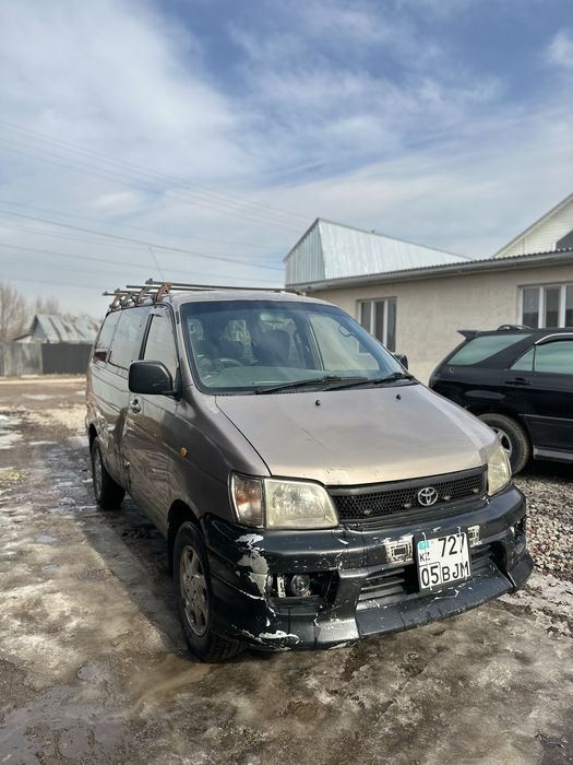 Продам тойота ноах