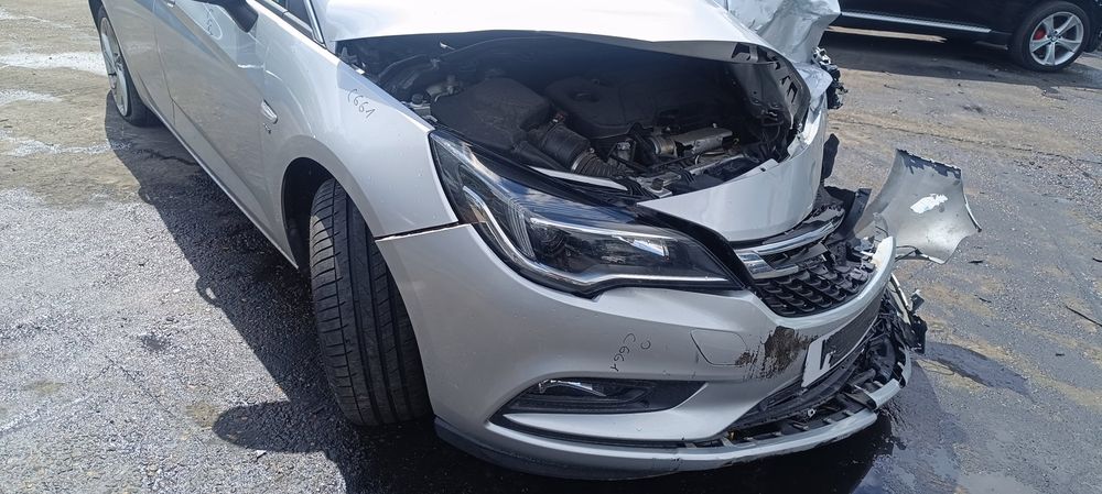 Dezmembrez Opel Astra K [Fabr 2015-2022]