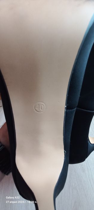 Дамски боти GUESS