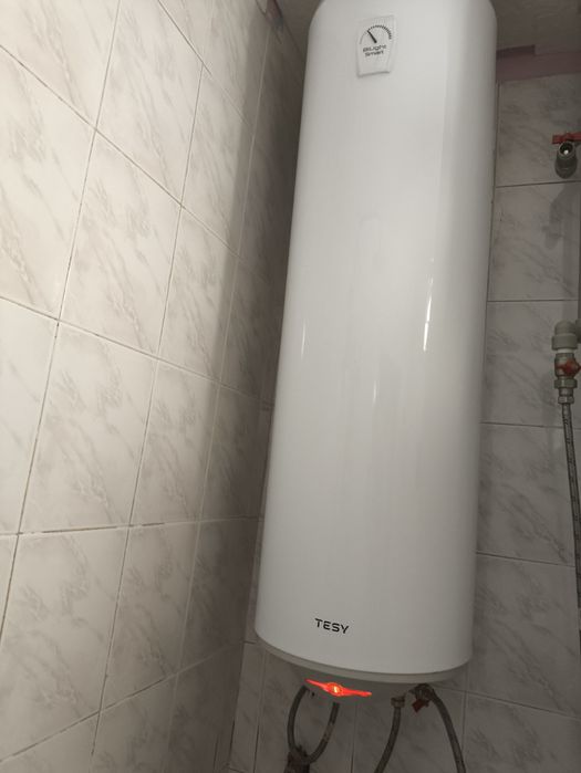 Бойлер Теси 80л на 2 години