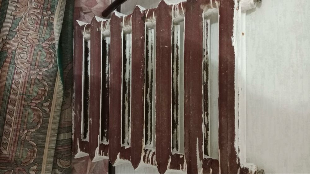 Продам чугунные батарее