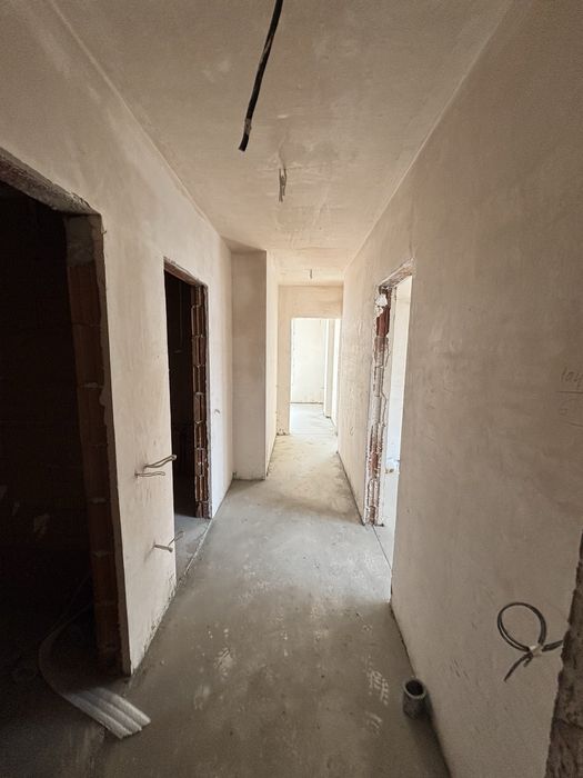 Тристаен апартамент в Левски