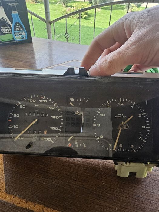 Щиток приборов гольф 2