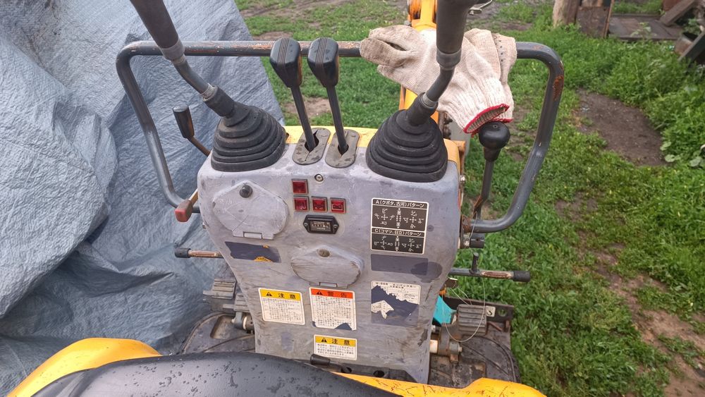 Продам миниэксковатор Kubota u-008