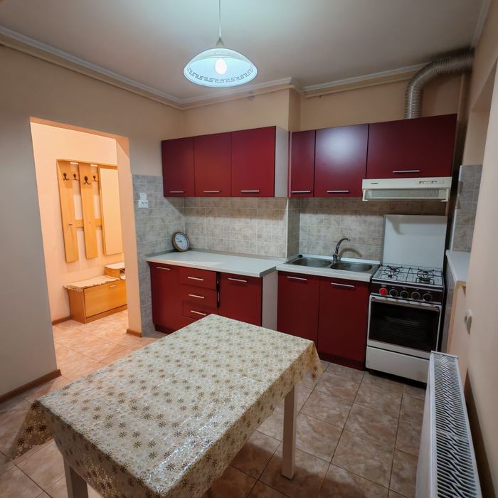 Garsonieră DECOMANDATĂ  Tractorul