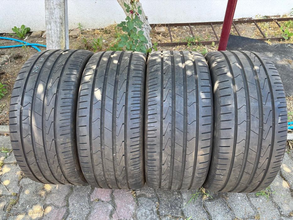 Cauciucuri 245 40 18