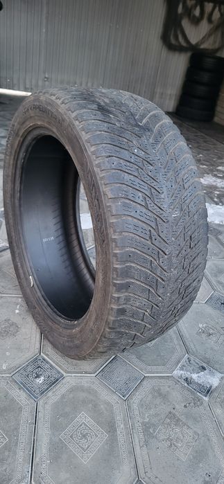 Зимняя резина одиночка NOKIAN 255/45/19 в хорошом состояние