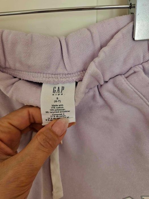 Момичешка тениска и къси гащи Gap - 6-7 години
