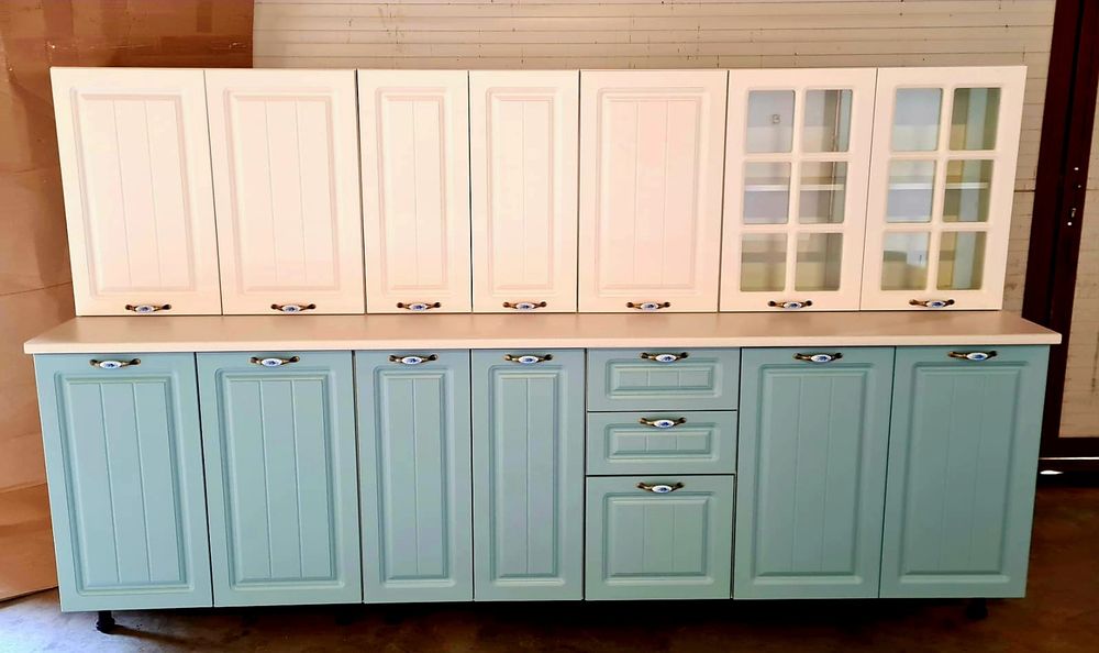 Mobila de bucatarie noua in doua culori, fronturi MDF mate