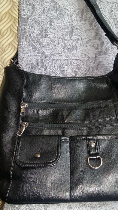 Продам сумку, рюкзак.