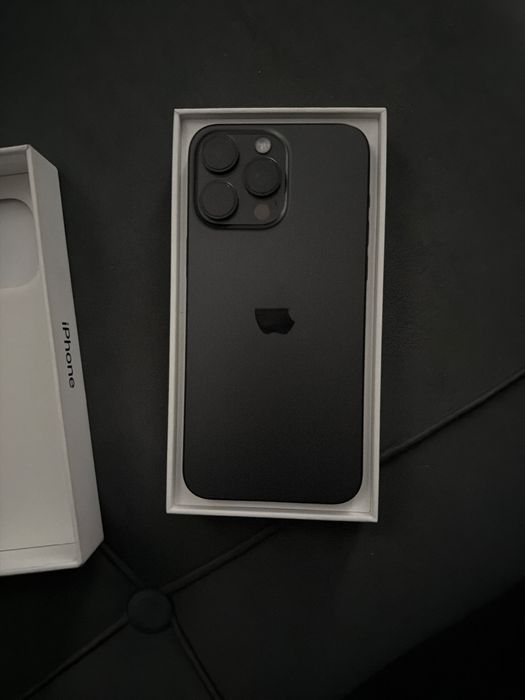 Iphone 15pro max 512gb.