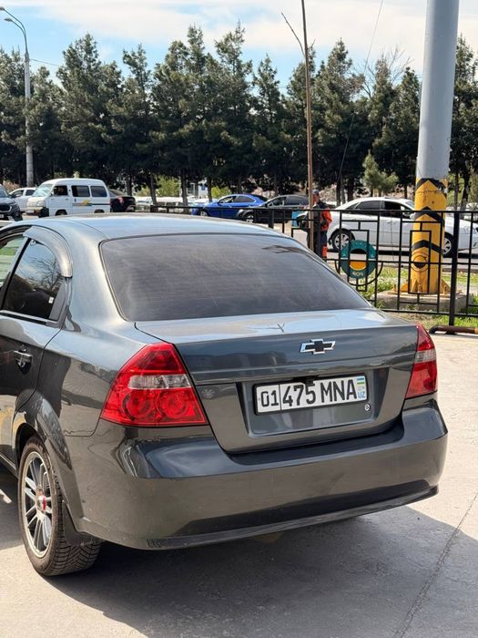 Chevrolet nexia 3 avtomat