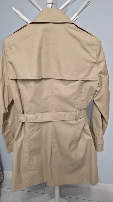 Trenci bej deschis Stradivarius, marimea L (se potrivește pentru M)