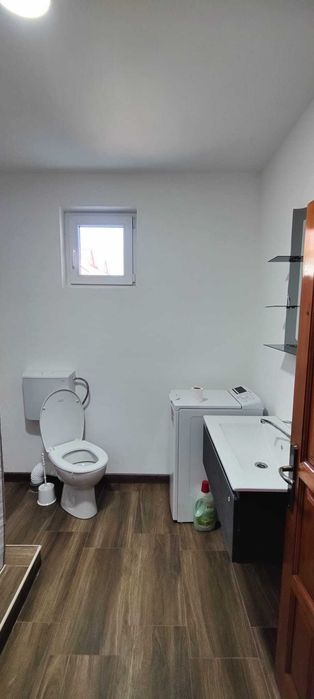 inchiriez casa noua in Salatrucu