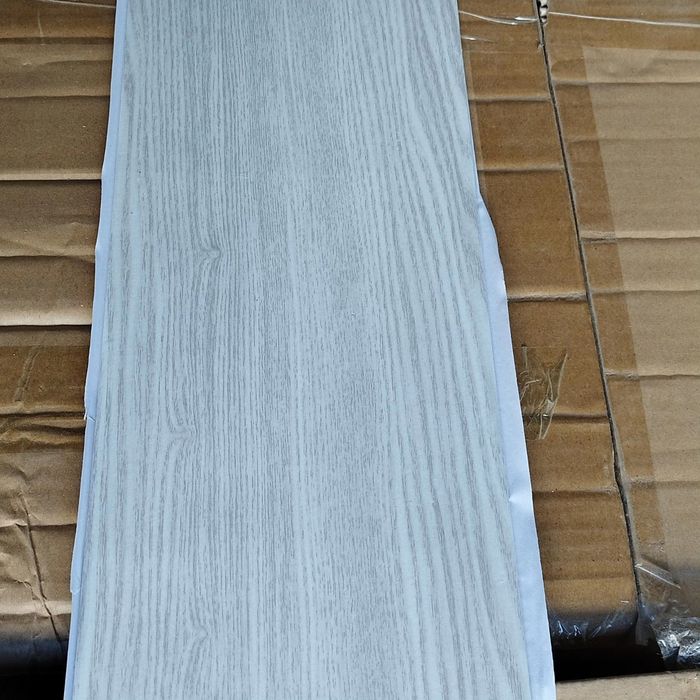 Напольные самоклеющиеся  плитки