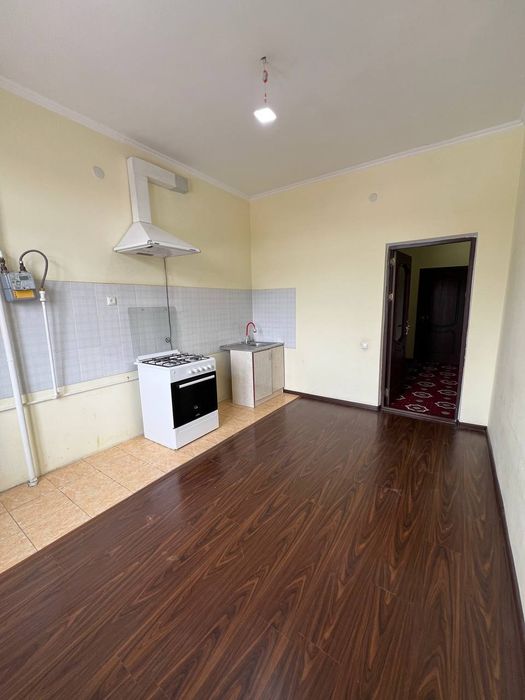 2/3/5 сотилади 67.5м²