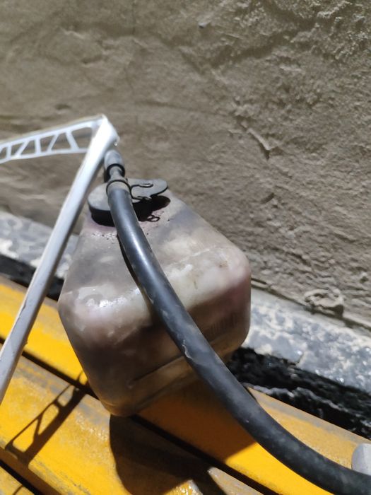 Бачок антифриза Карина е Тойота