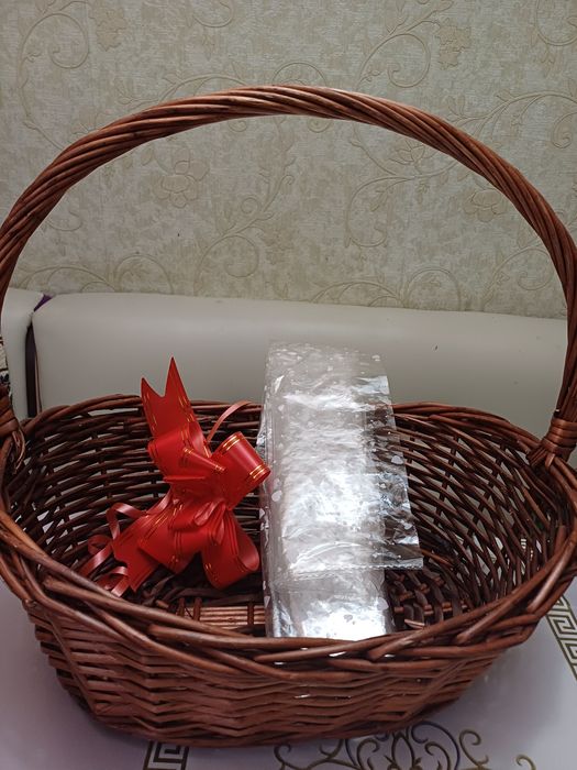 Корзина для подарков  1 шт