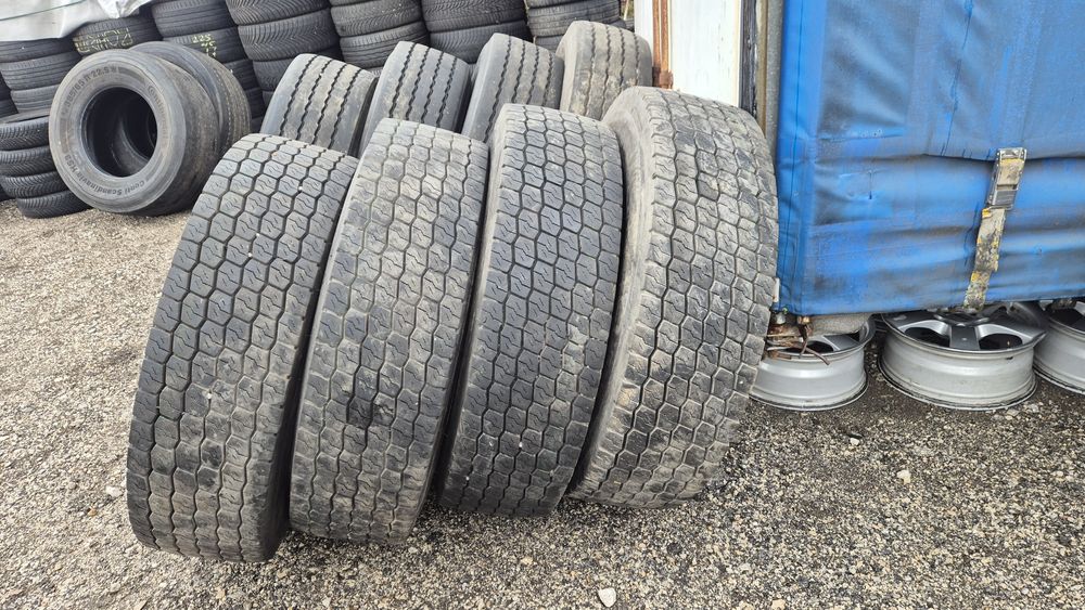 Гуми за камиони 295/80R22.5 внос от Германия в много добро състояние