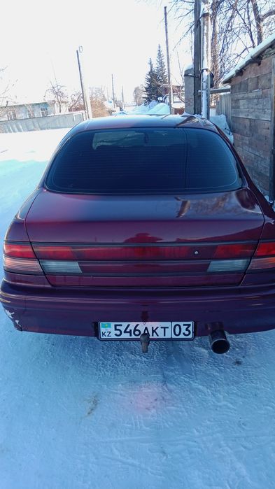 Машина на полном ходу .