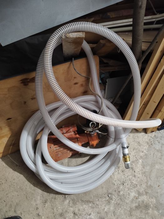 Продавам мотор за поливане