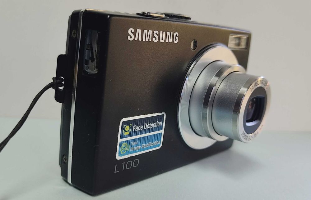 Фотоапарат SAMSUNG L100, като нов