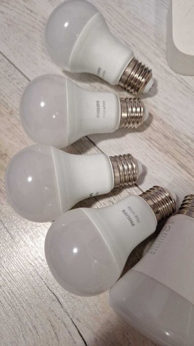 Philips Hue - accesorii si becuri - pachet complet