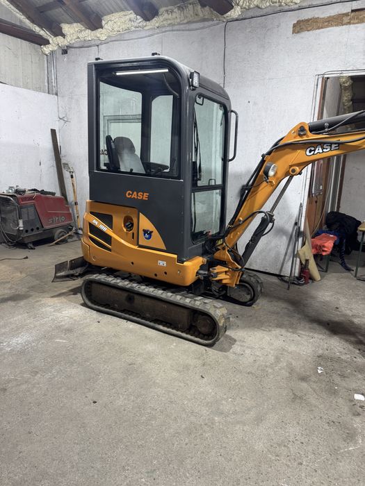 Miniexcavator case CX 18B