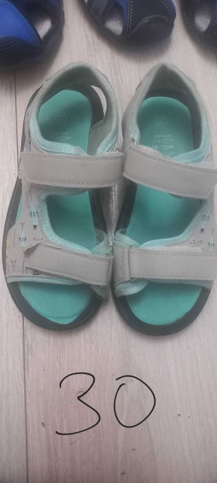 Сандали използнани и нови