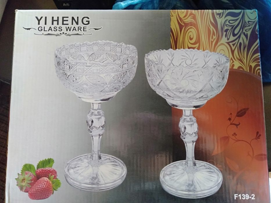 Конфетницы стеклянные