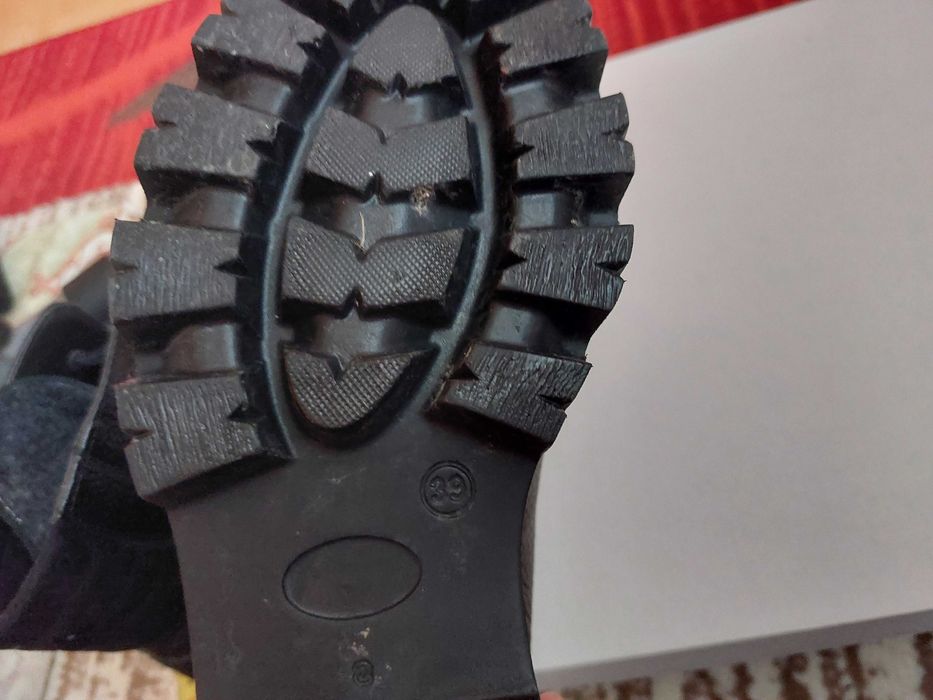 Ghete Piele Naturala