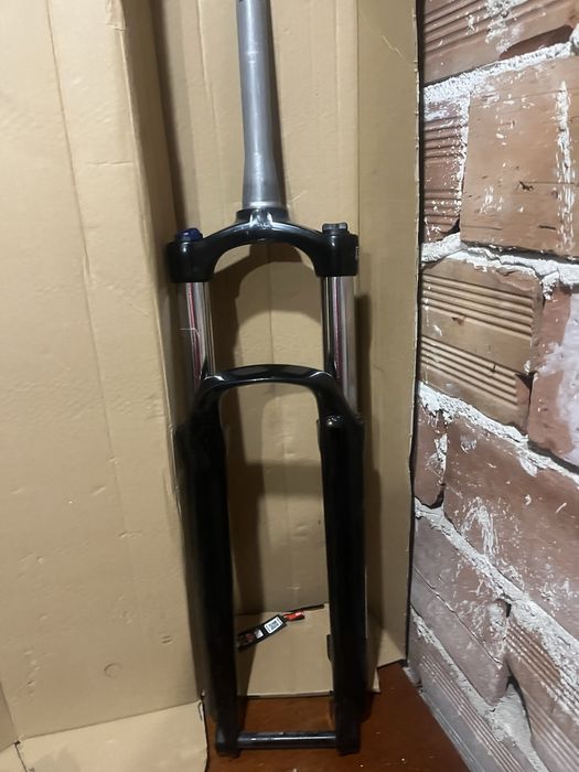 Части за колело вилка,курбели,гуми,дискове,педали,колчета,лапа,барове