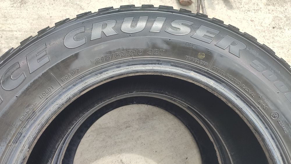Продам резину зима 215/65/16