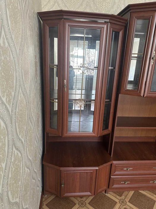 Сервант, Стенка срочно продам
