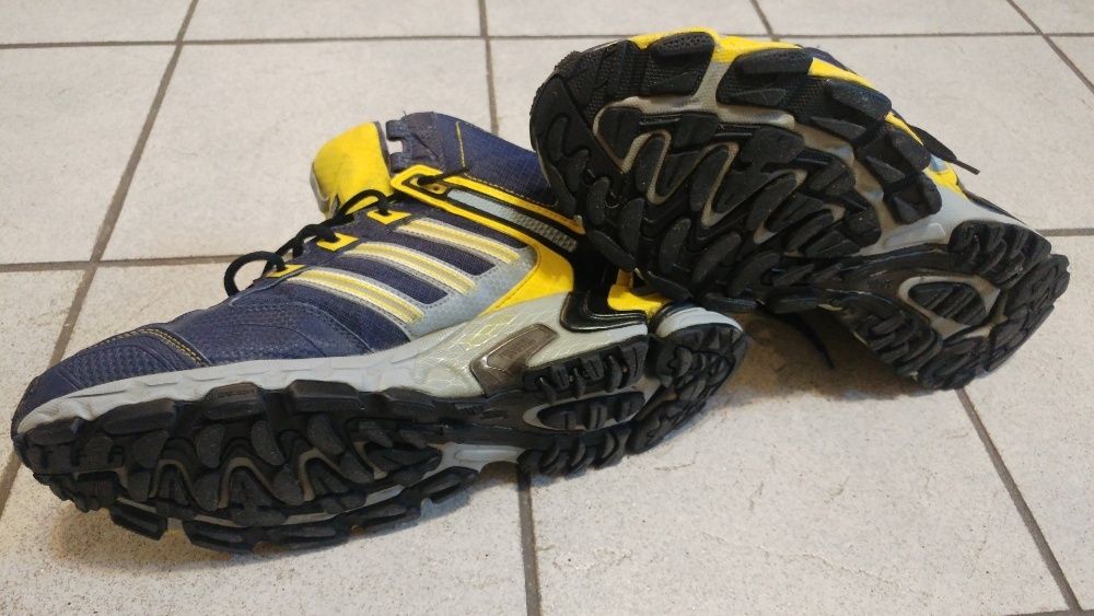 Adidas ClimaProof GoreTex 44