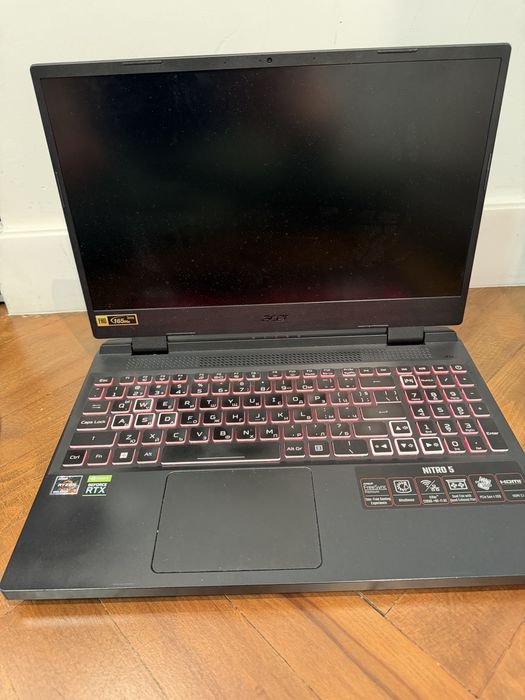 Acer Nitro 5 AN515-46 + Acer Gaming Headset