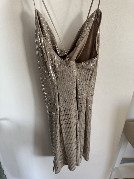 Rochie scurta cu paiete