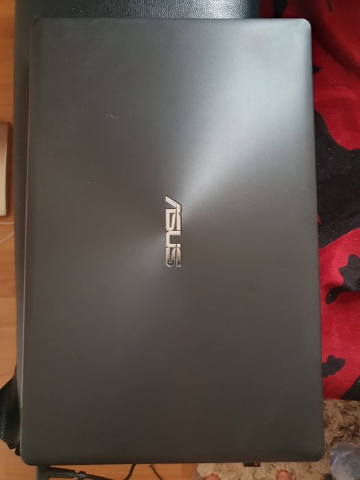 Laptop ASUS X550C – Intel i3 / 12 GB RAM / Upgrade SSD / Placă Video Dedicată
