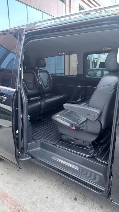 Mercedes Benz V-class Vito sotiladi