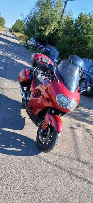 Motocicleta Triumph drophy 1200cc pt cunoscatori ACCEPT VATIANTE AUTO!