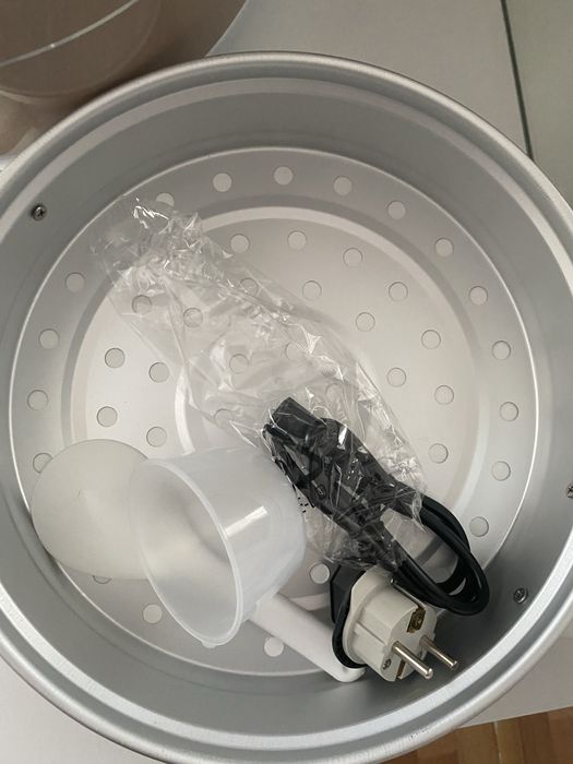 Рисоварка новая