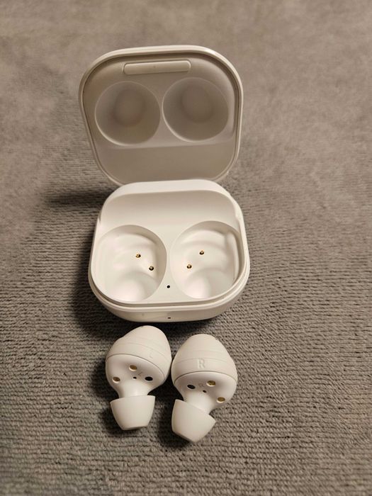 Casti Samsung Buds FE