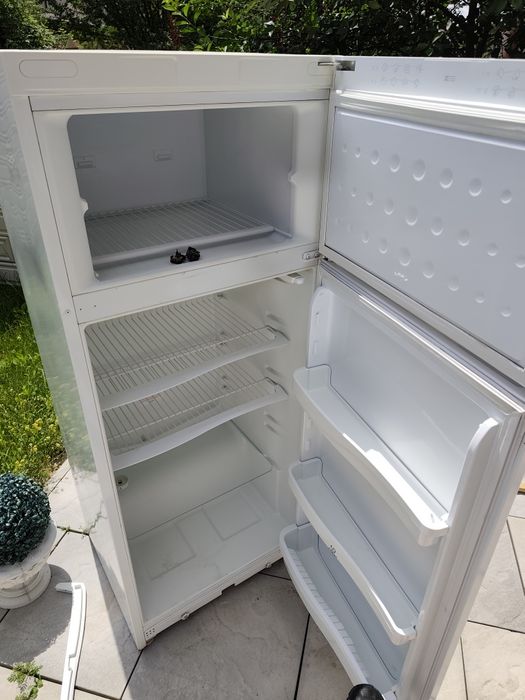 Frigider indesit