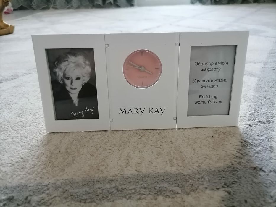 продаю настольные часы