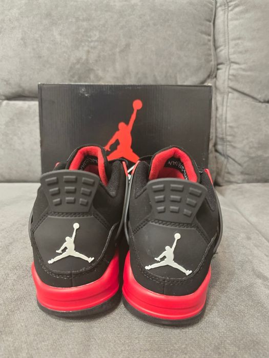 Jordan 4 Red Thunder nr 36 37 38 39 40 și 41 preț 400 lei