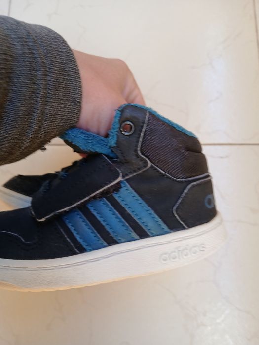 Денцки зимни маратонки