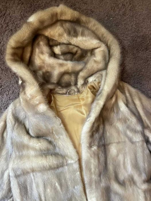 Отстъпка Луксозно палто от норка Гръция