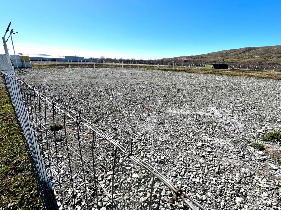 Дава се под наем Парцел в Айтос - 2100 кв.м за 204 € - Снимка #2