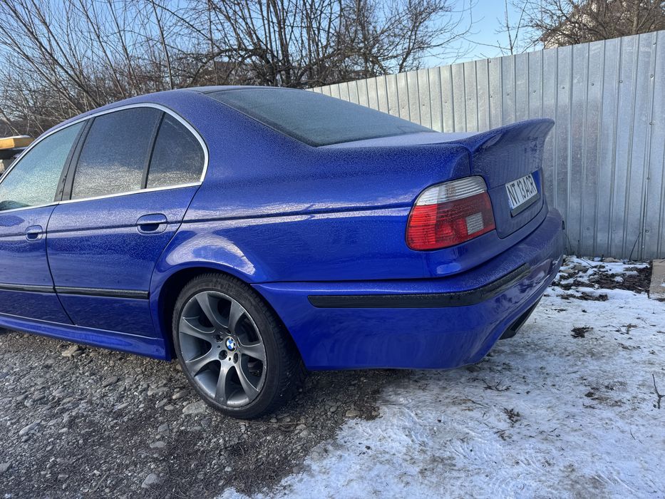 Vand/ schimb cu masina de teren!Bmw e39 525 din 2003fl